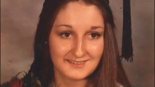 Alberta RCMP, family renew calls for information in 1976 murder of teenage girl Alberta RCMP, family renew calls for information in 1976 murder of teenage girl