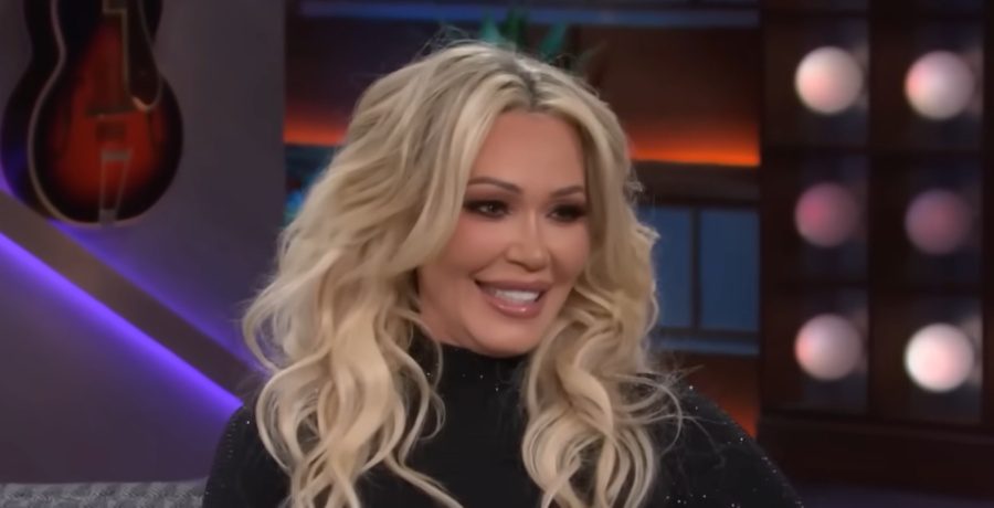 Bunnie Xo Tells Celebrities, Just ‘F*cking Be Honest’ About Surgery Bunnie Xo Tells Celebrities, Just 'F*cking Be Honest' About Surgery