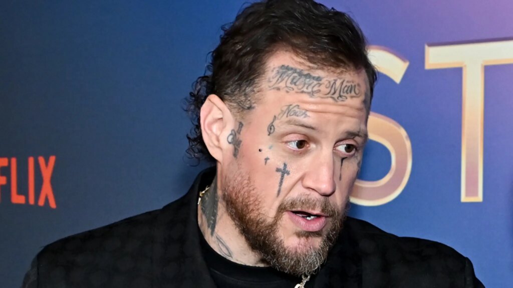 Jelly Roll Says He’s Stepping Away From Touring to Heal Amid Bunnie Xo Divorce Jelly Roll Says He's Stepping Away From Touring to Heal Amid Bunnie Xo Divorce