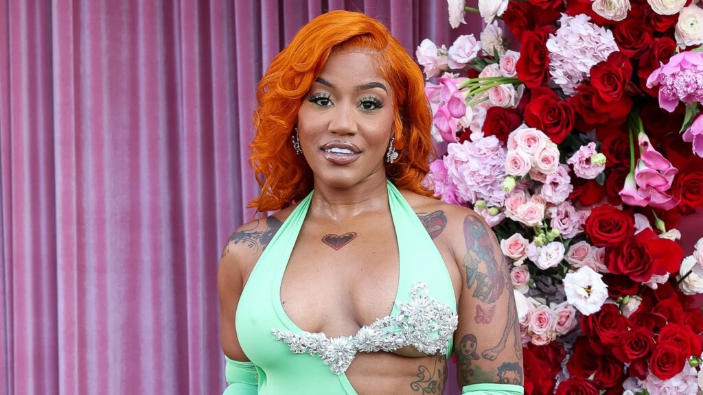 Jhonni Blaze Shares Video Of Car On Fire, Bursting Into Flames