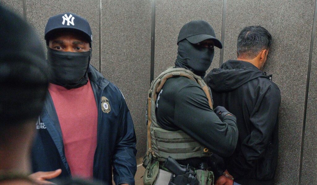 Judge blocks New York’s anti-ICE mask law but preserves law barring cooperation on ICE arrests Judge blocks New York’s anti-ICE mask law but preserves law barring cooperation on ICE arrests