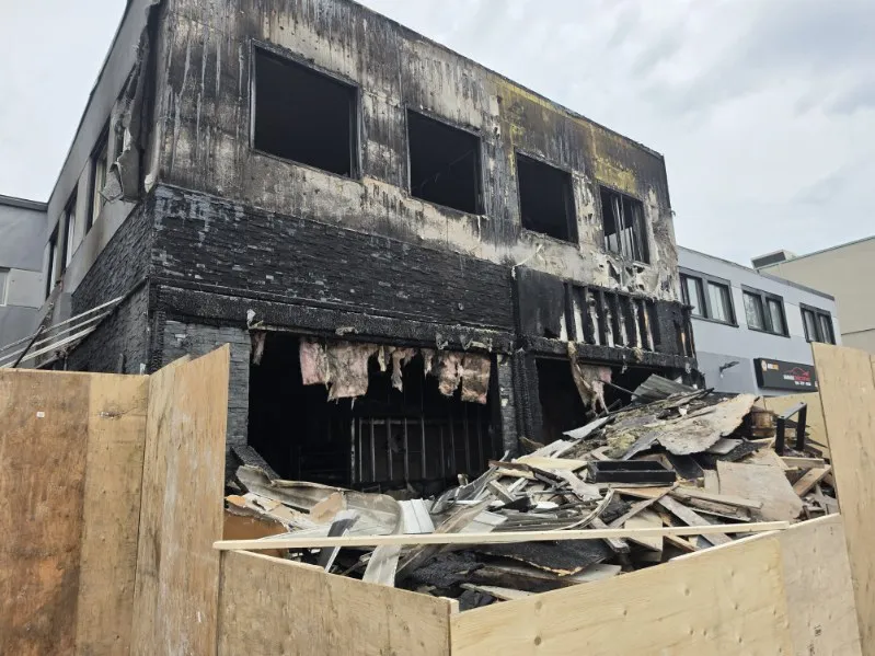 Popular kosher restaurant in Montreal destroyed in apparent arson attack Popular kosher restaurant in Montreal destroyed in apparent arson attack