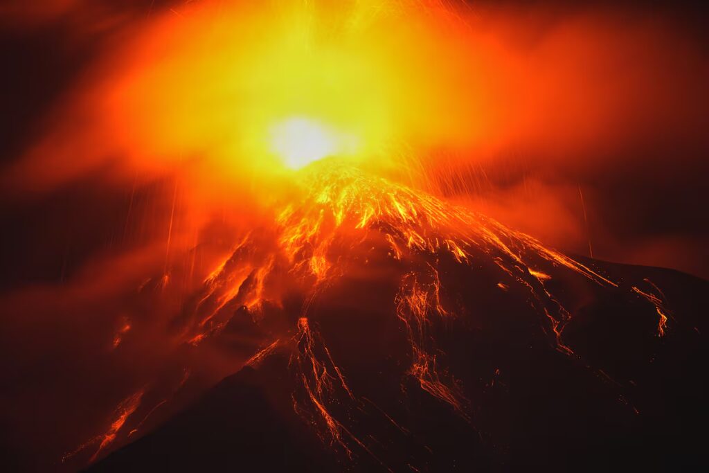 The Fuego volcano eruption in pictures