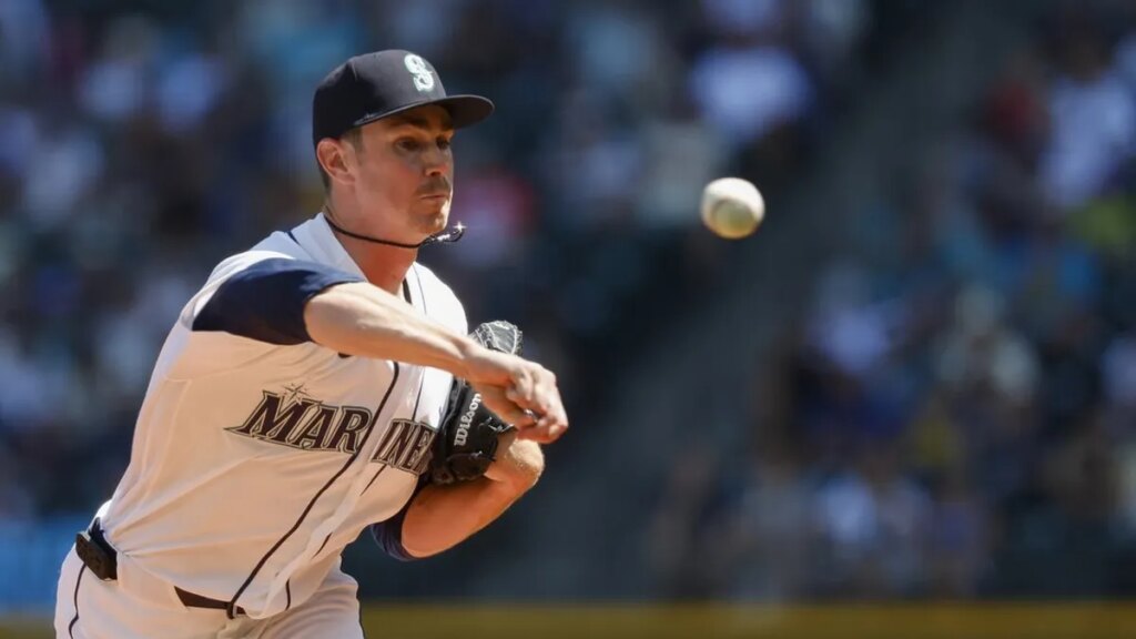 Tigers, Mariners resume playoff push after deadline maneuvering Tigers, Mariners resume playoff push after deadline maneuvering